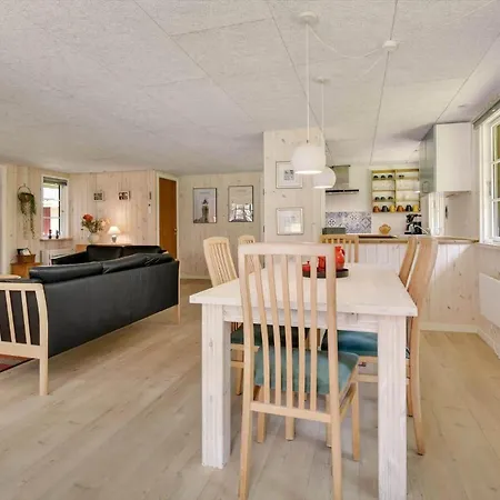 Holiday home Bv370-blavand-toftevej-11 *